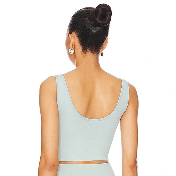 Like new StretchWell Wren Tank in Gray MistWellBeing + BeingWell sports bra top - Picture 2 of 8